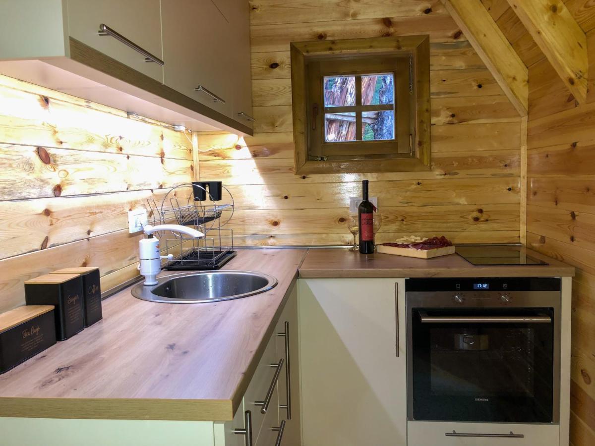 The Pine Forest Cottage ชาเบลียค ภายนอก รูปภาพ